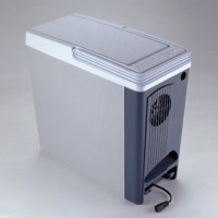 Koolatron 18 Qt. Compact Electric Cooler KOO1055